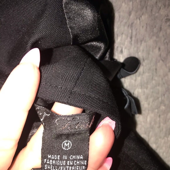 Beautiful strapless 👗 dress/silk on sides - Picture 4 of 5